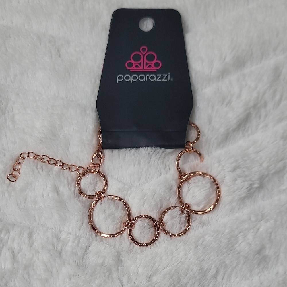 Paparazzi Gold Bracelet with Circular Links and Adjustable Closure